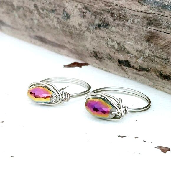 Multifaceted Beaded Ring, Wire Wrapped, Silver Iridescent Ring Size 8 - Picture 2 of 3